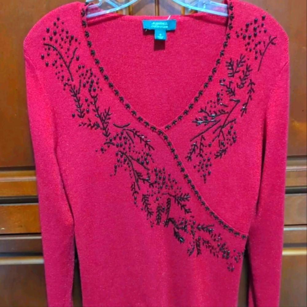 ❤️🖤Dress Barn Red Black Beaded Designs Pullover V-Neck Sweater Long Sleeve - Picture 4 of 12